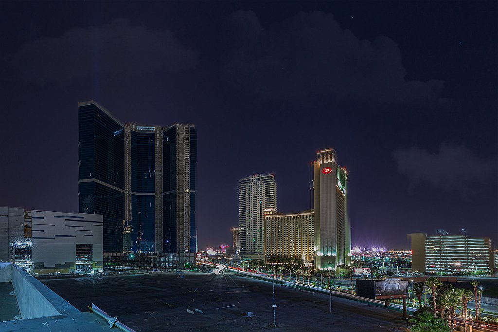 21 - URBAN LANDSCAPE 3495.jpg